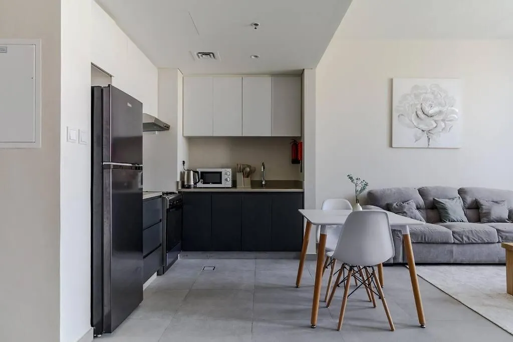 Sahab - Solo 1Br Apt In Al Jada Sharjah